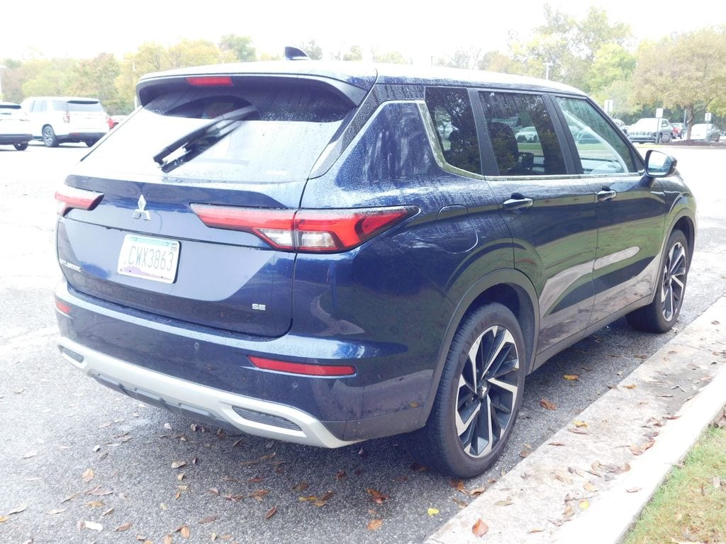 Used 2024 Mitsubishi Outlander SE SUV