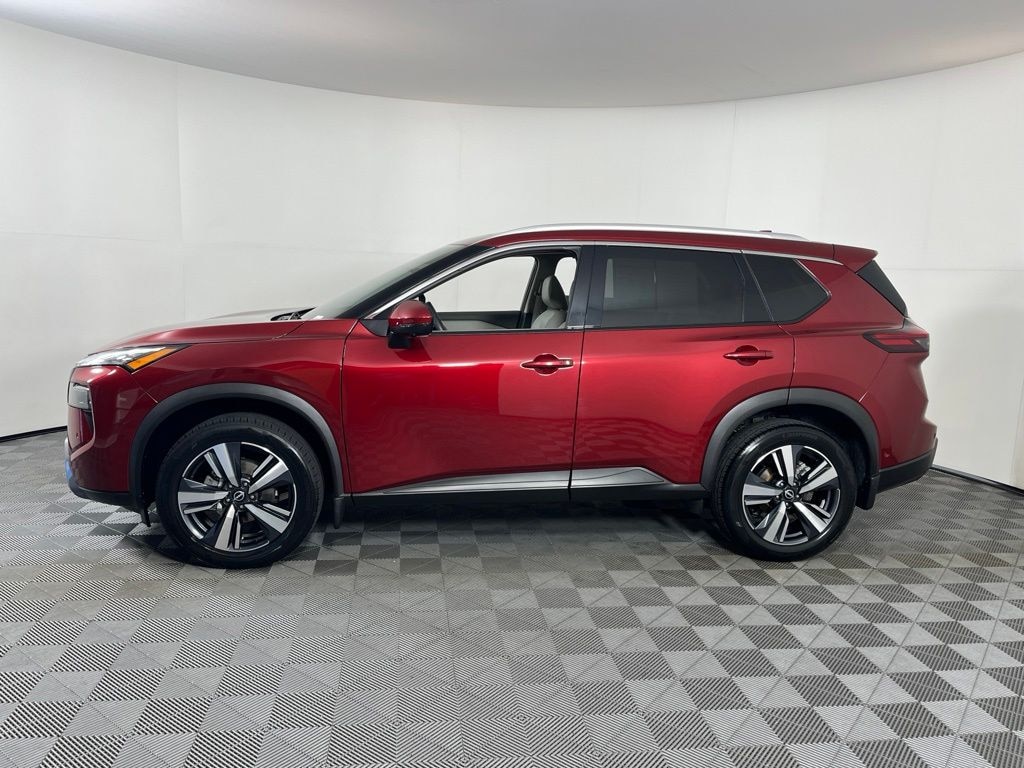 Used 2024 Nissan Rogue SL SUV