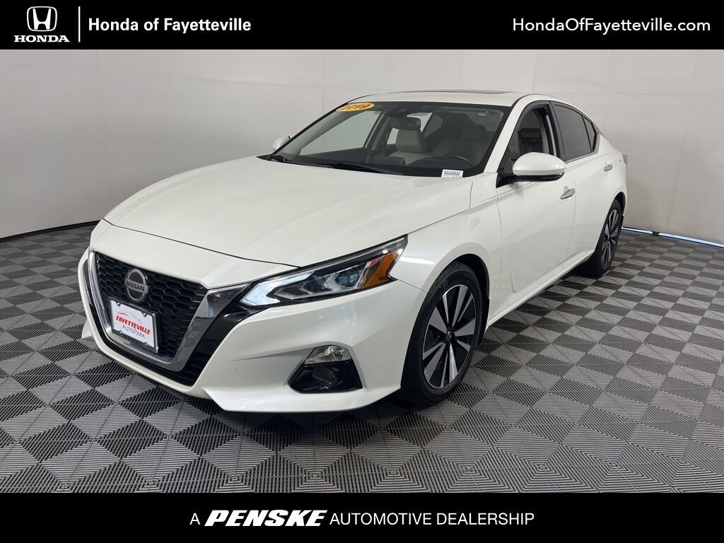 Used 2019 Nissan Altima 2.5 SV Sedan