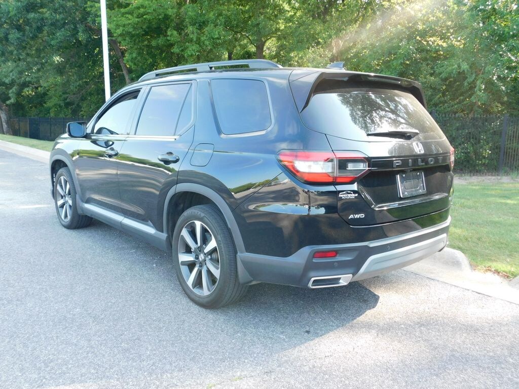 Certified 2025 Honda Pilot Touring SUV