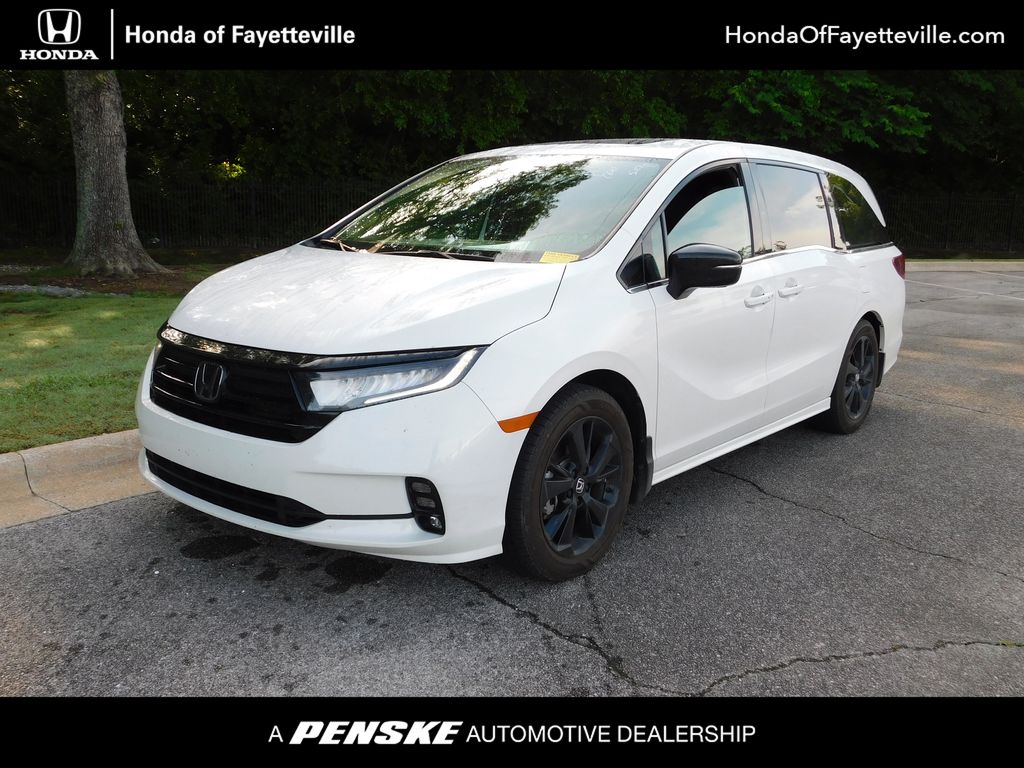2024 Honda Odyssey SPORT's photo