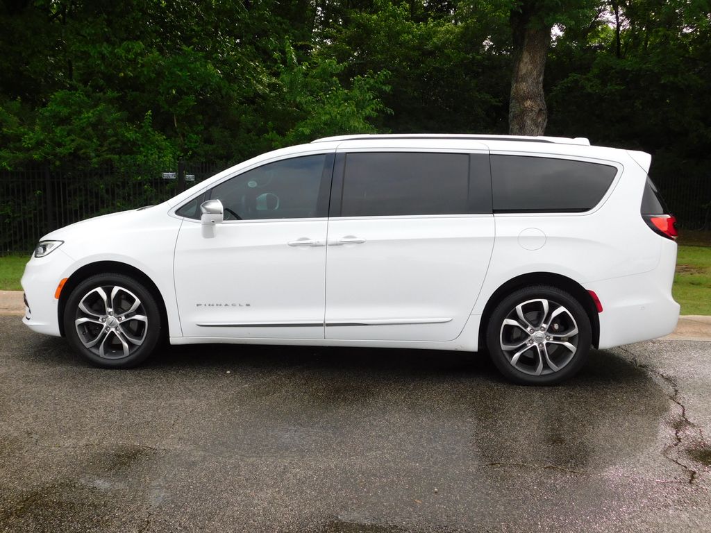 Used 2022 Chrysler Pacifica Pinnacle with VIN 2C4RC3PG5NR138195 for sale in Fayetteville, AR