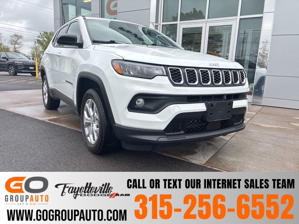 2024 Jeep Compass Latitude 4X4's photo