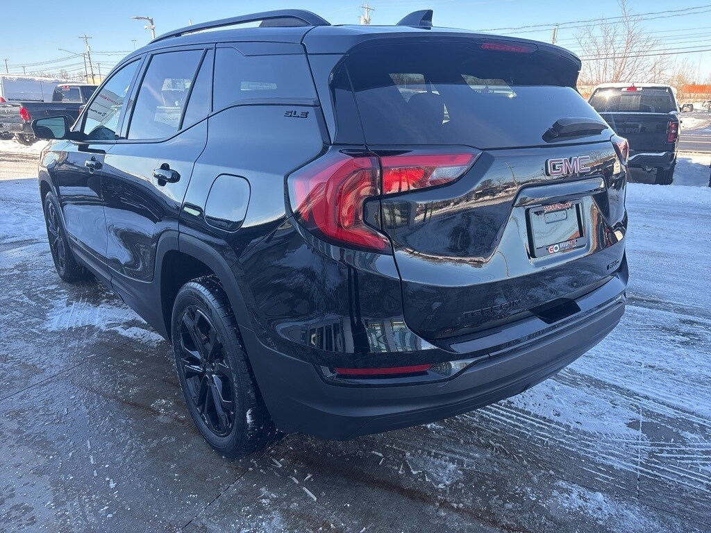 2020 Gmc Terrain SLE photo 2