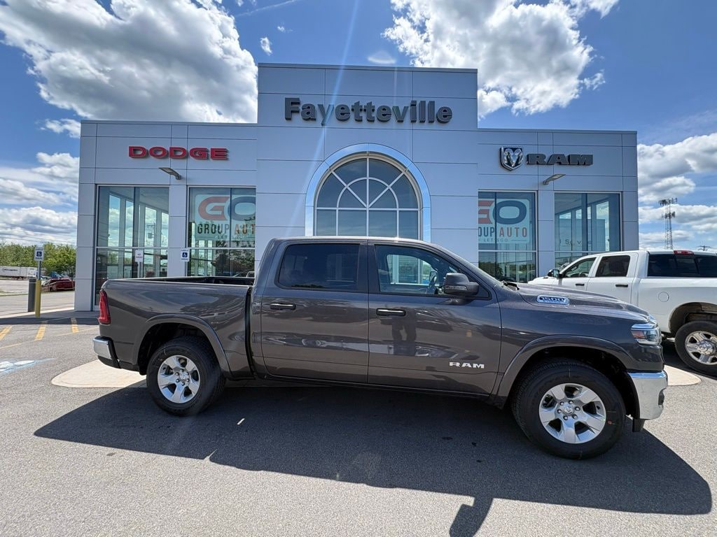 New 2026 Ram 1500 BIG HORN CREW CAB 4X4 5'7 BOX Pickup