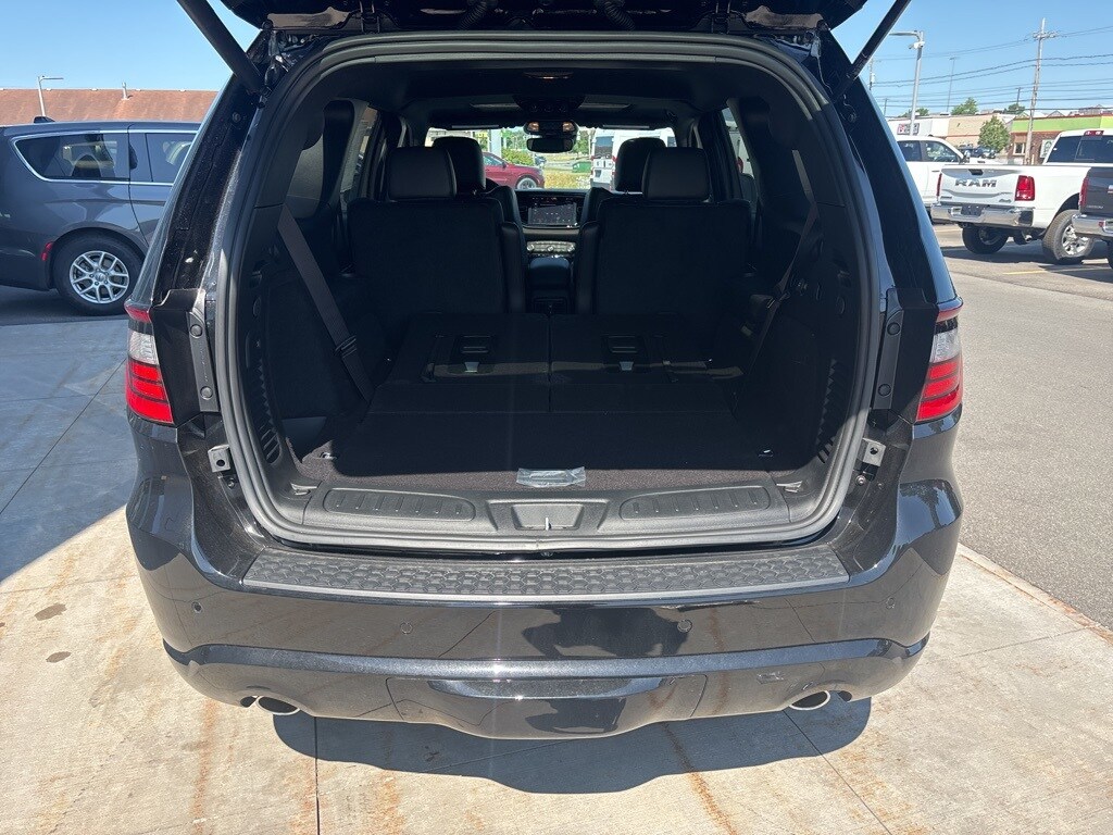 2025 Dodge Durango R/T Plus photo 2
