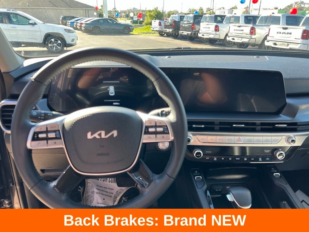 Used 2025 Kia Telluride S SUV