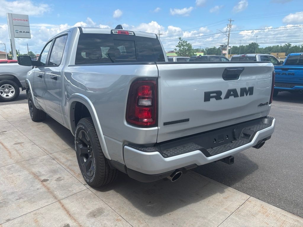 New 2026 Ram 1500 BIG HORN CREW CAB 4X4 5'7 BOX Pickup