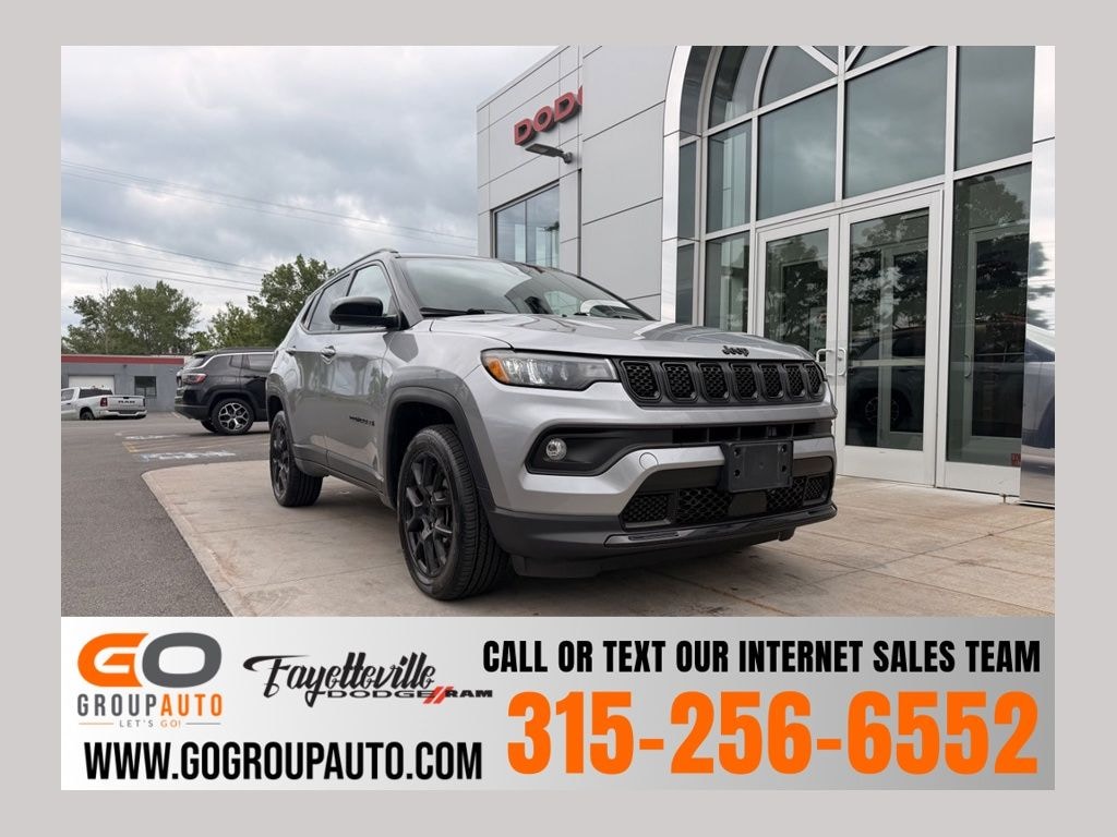 Used 2023 Jeep Compass Latitude SUV