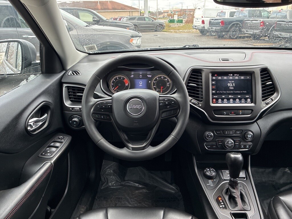 Used 2021 Jeep Cherokee Trailhawk SUV
