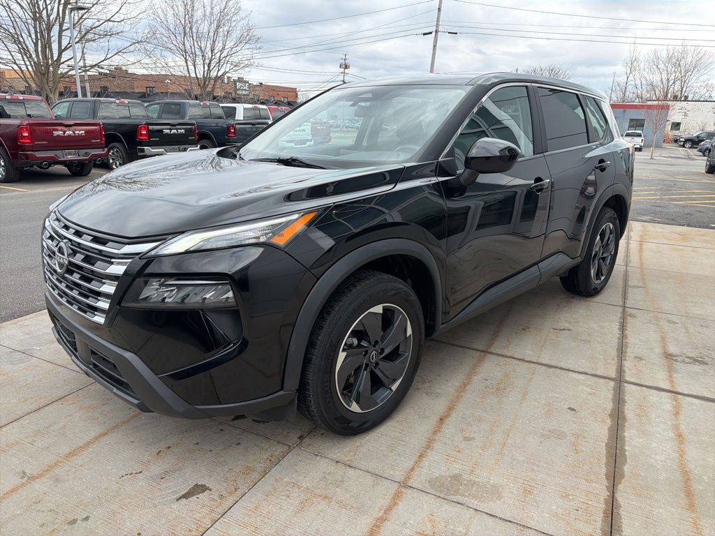 2024 Nissan Rogue SV - Photo 7