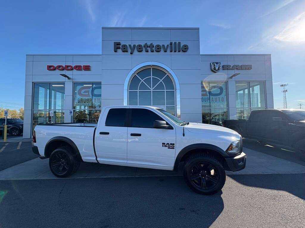 2022 Ram 1500 Classic Warlock photo 2