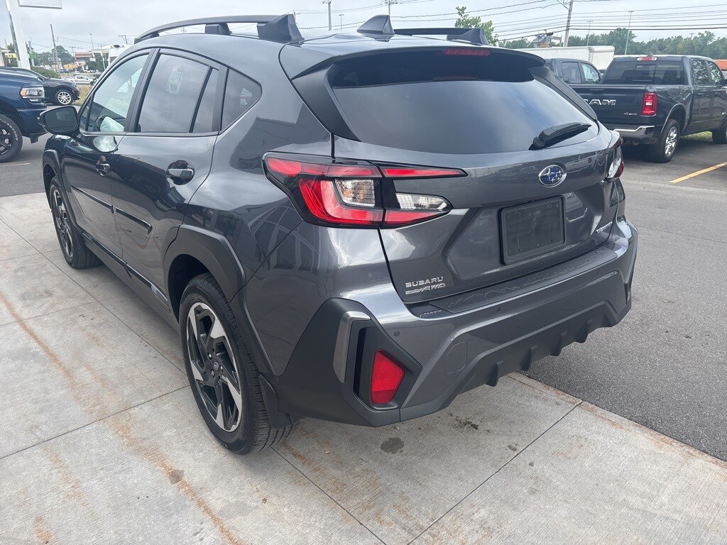 2024 Subaru Crosstrek Limited photo 2