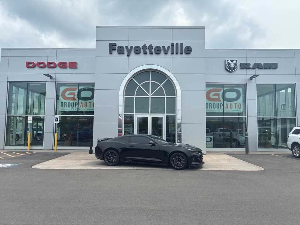 2018 Chevrolet Camaro ZL1 Coupe photo 2