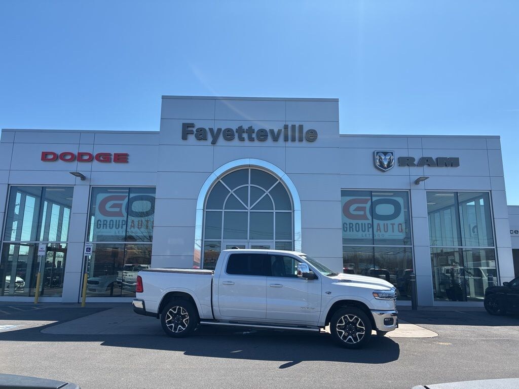 New 2026 Ram 1500 LARAMIE CREW CAB 4X4 5'7 BOX Pickup