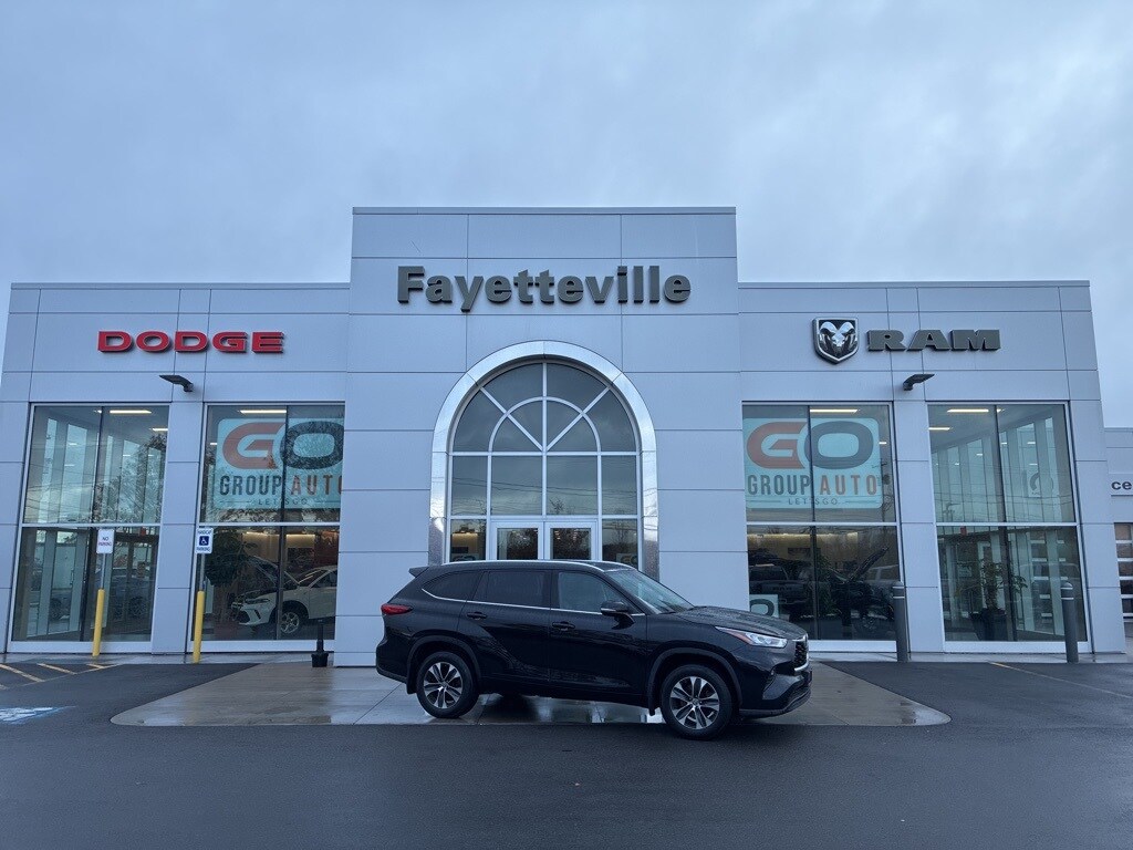 Used 2020 Toyota Highlander XLE SUV