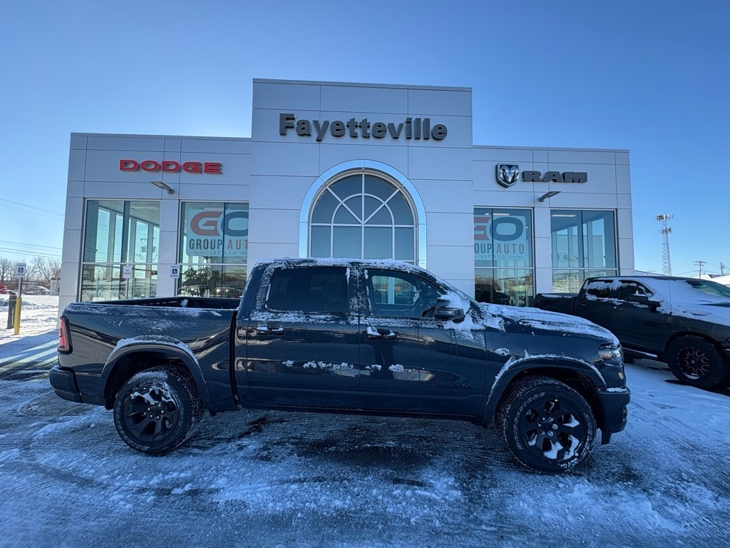 New 2026 Ram 1500 BIG HORN CREW CAB 4X4 5'7 BOX Pickup