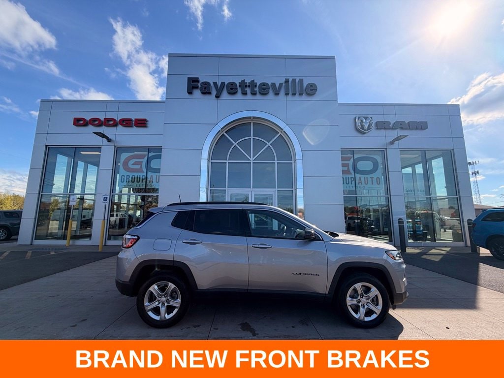 Used 2023 Jeep Compass Latitude SUV