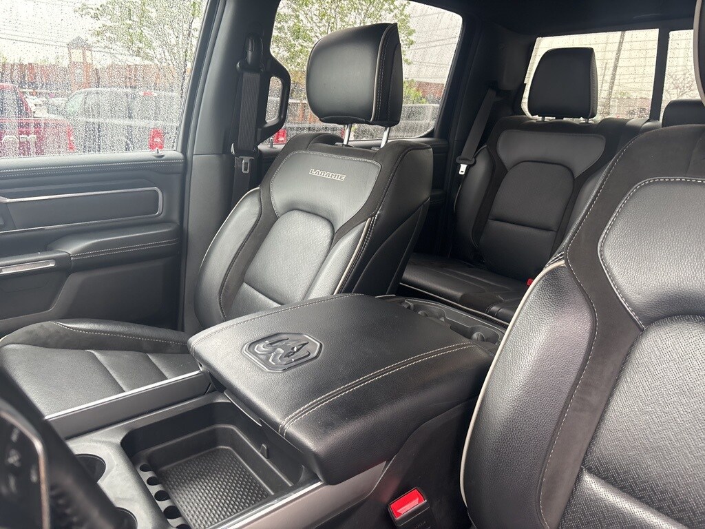 2023 Ram 1500 Laramie photo 4