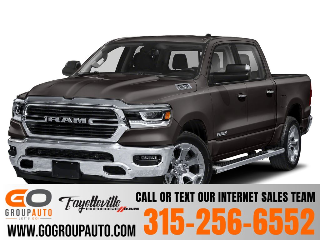 2020 RAM 1500 Big Horn/Lone Star 4x4 Crew Cab 5'7's photo