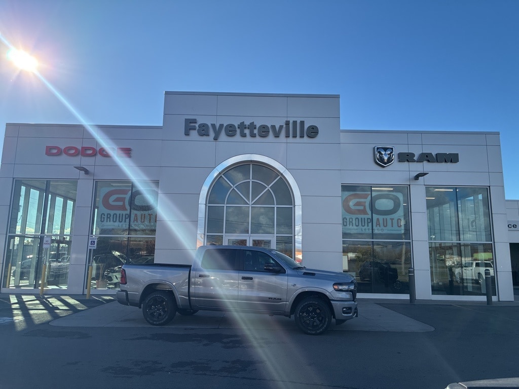 New 2026 Ram 1500 BIG HORN CREW CAB 4X4 5'7 BOX Pickup