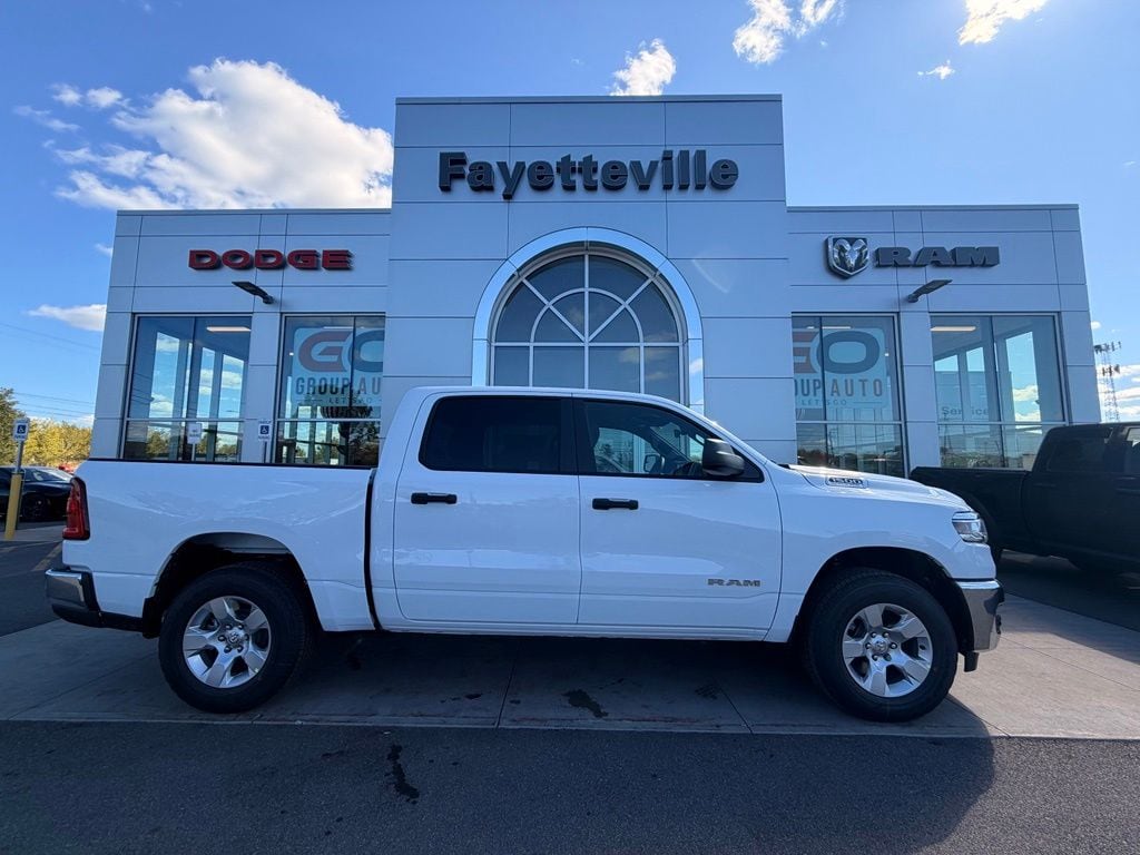 New 2027 Ram 1500 BIG HORN CREW CAB 4X4 5'7 BOX Pickup