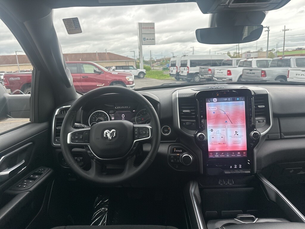 2025 Ram 1500 Big Horn Lone Star photo 4