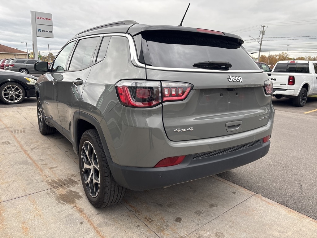 Used 2024 Jeep Compass Limited SUV