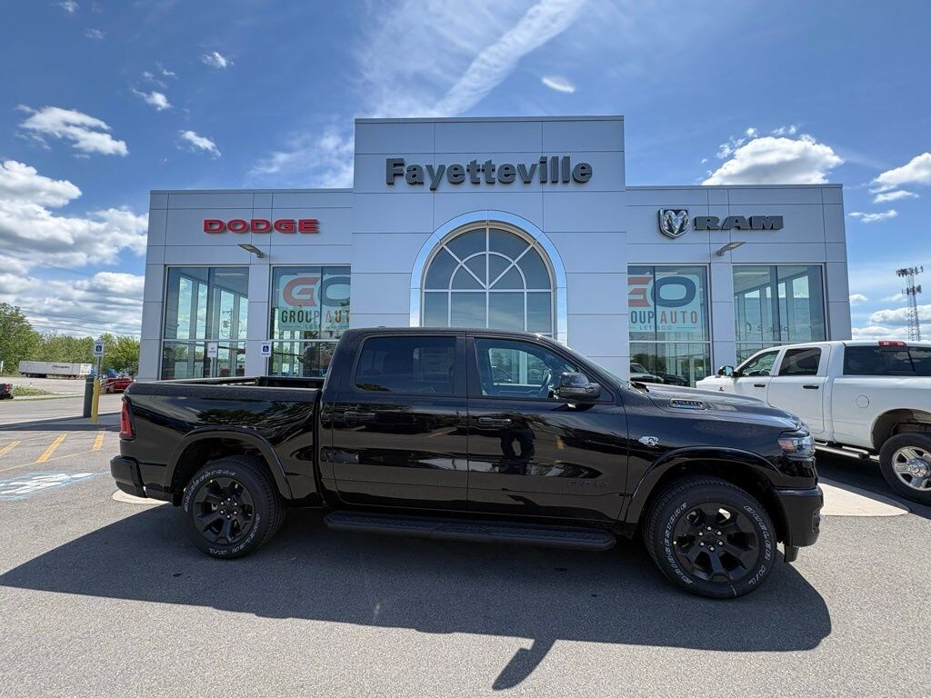 New 2026 Ram 1500 BIG HORN CREW CAB 4X4 5'7 BOX Pickup