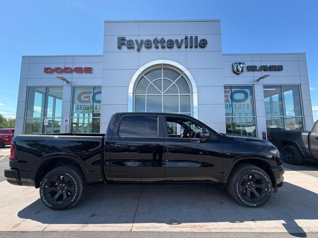 New 2026 Ram 1500 BIG HORN CREW CAB 4X4 5'7 BOX Pickup
