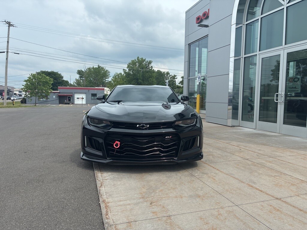 2018 Chevrolet Camaro ZL1 Coupe photo 3