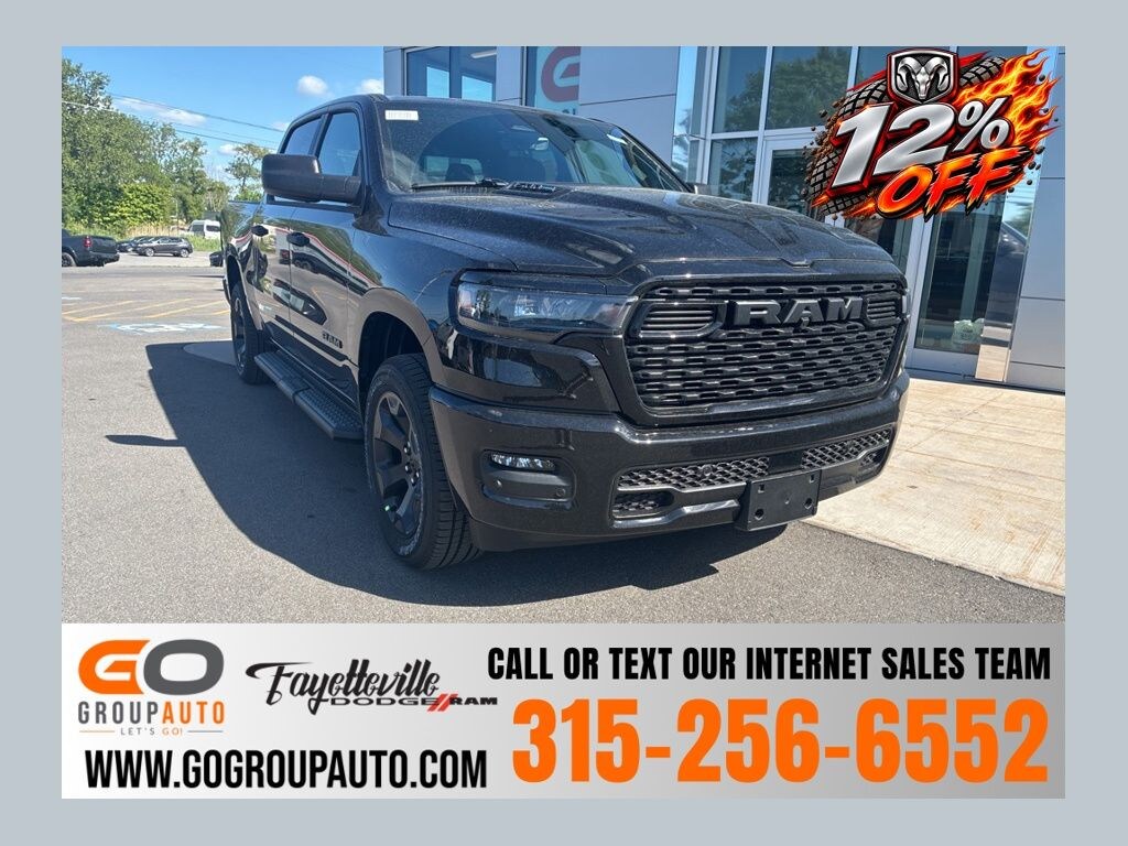 New 2026 Ram 1500 EXPRESS CREW CAB 4X4 5'7 BOX Pickup
