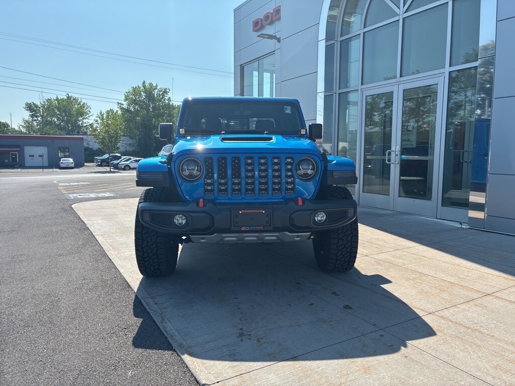 2023 Jeep Gladiator Mojave photo 3