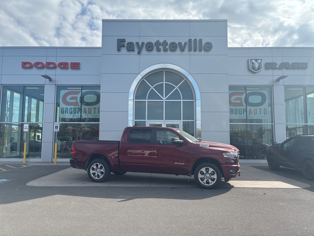 New 2026 Ram 1500 BIG HORN CREW CAB 4X4 5'7 BOX Pickup