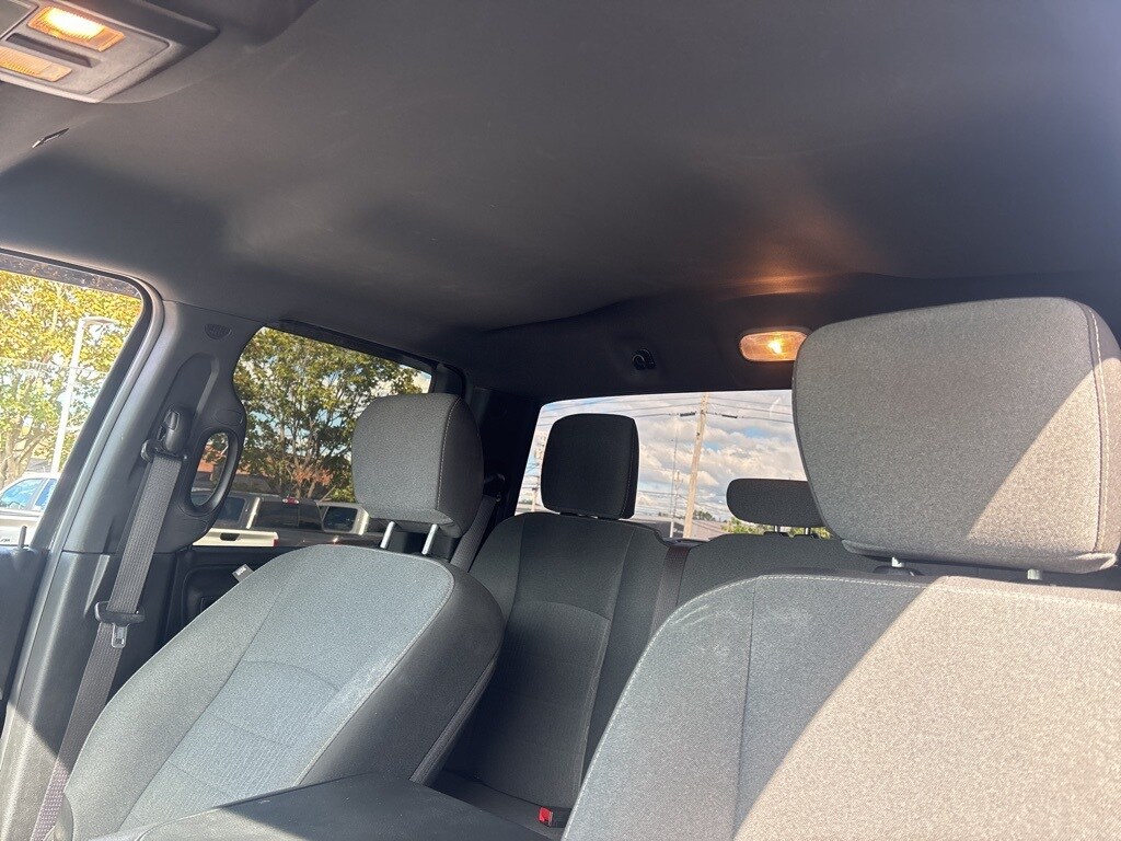2022 Ram 1500 Classic Warlock photo 4