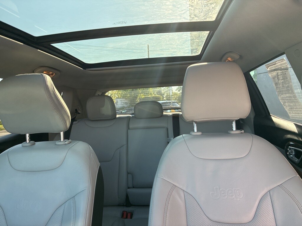 2022 Jeep Compass Limited photo 3