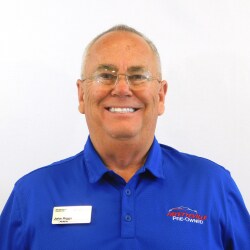 Staff member John Riggs from ID_fedc7f