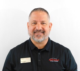 Staff member Gino Naples from ID_3d8a55