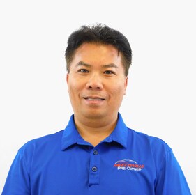 Staff member Darin Tran from ID_fedc7f