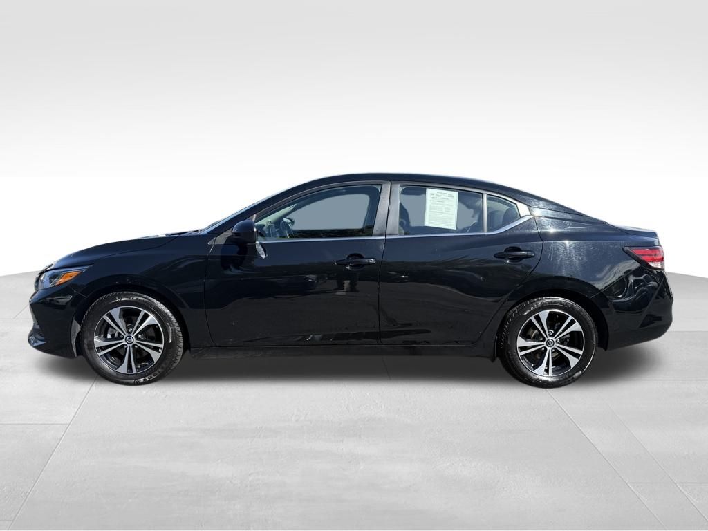 2022 Nissan Sentra SV photo 2