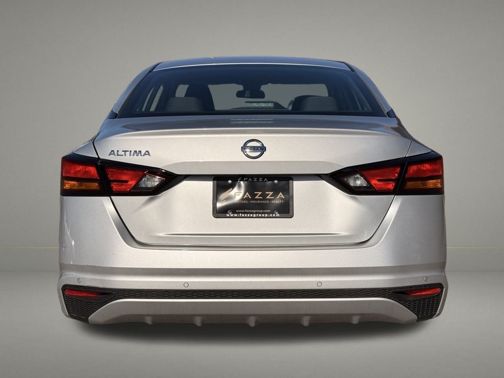 2022 Nissan Altima 2.5 S photo 4