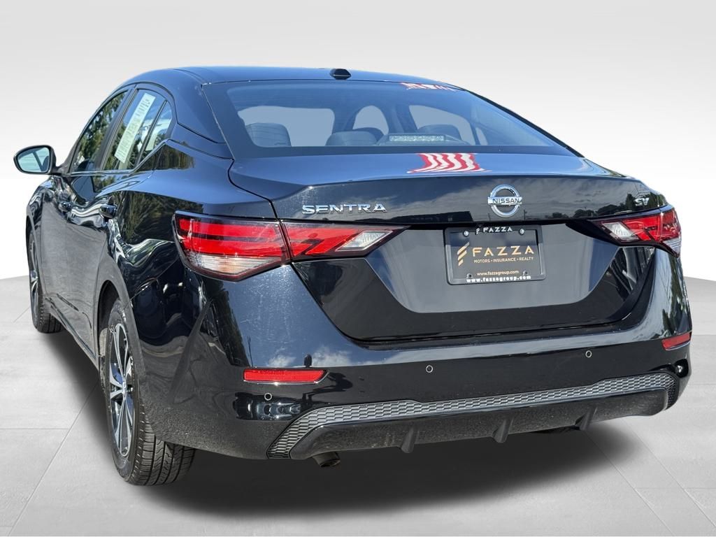 2022 Nissan Sentra SV photo 3