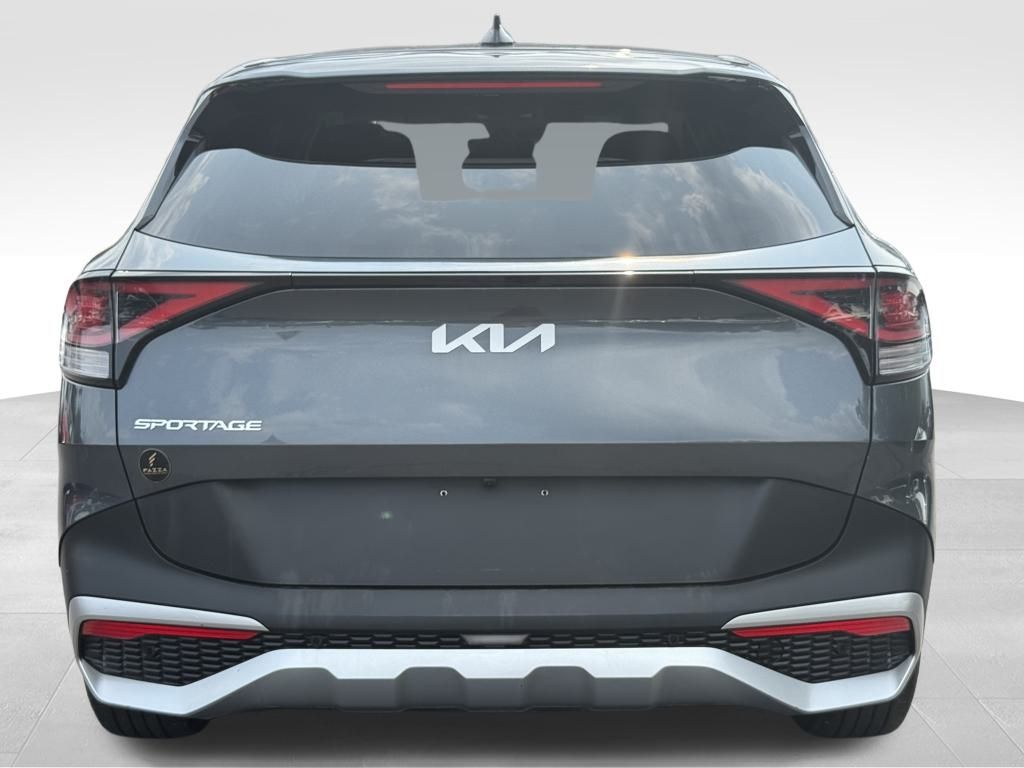 2024 Kia Sportage LX photo 4