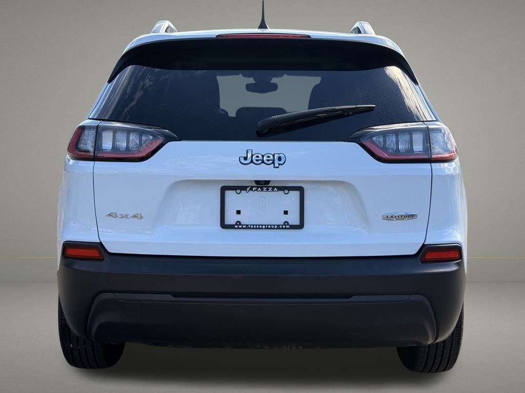 2019 Jeep Cherokee Latitude photo 3