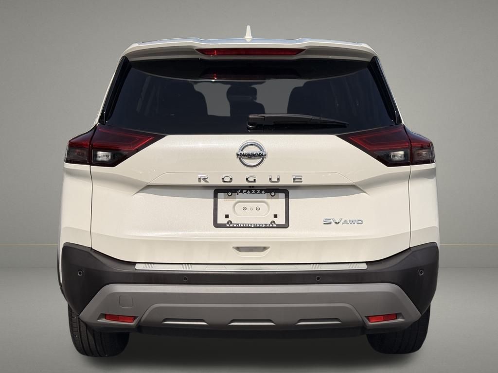 2021 Nissan Rogue SV photo 4