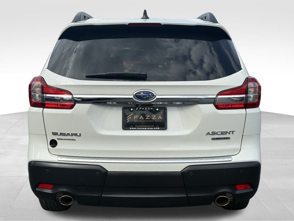 2021 Subaru Ascent Limited photo 3