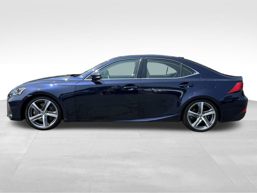 2019 Lexus IS 300 photo 2