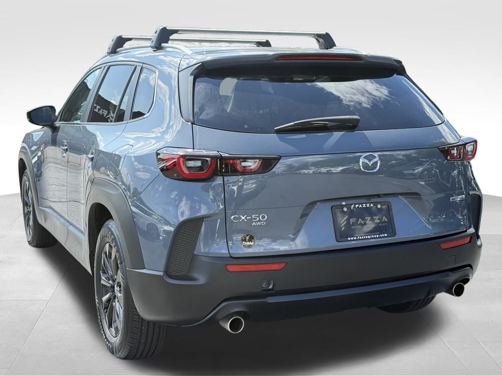 2023 Mazda CX-50 2.5 Preferred Plus photo 3