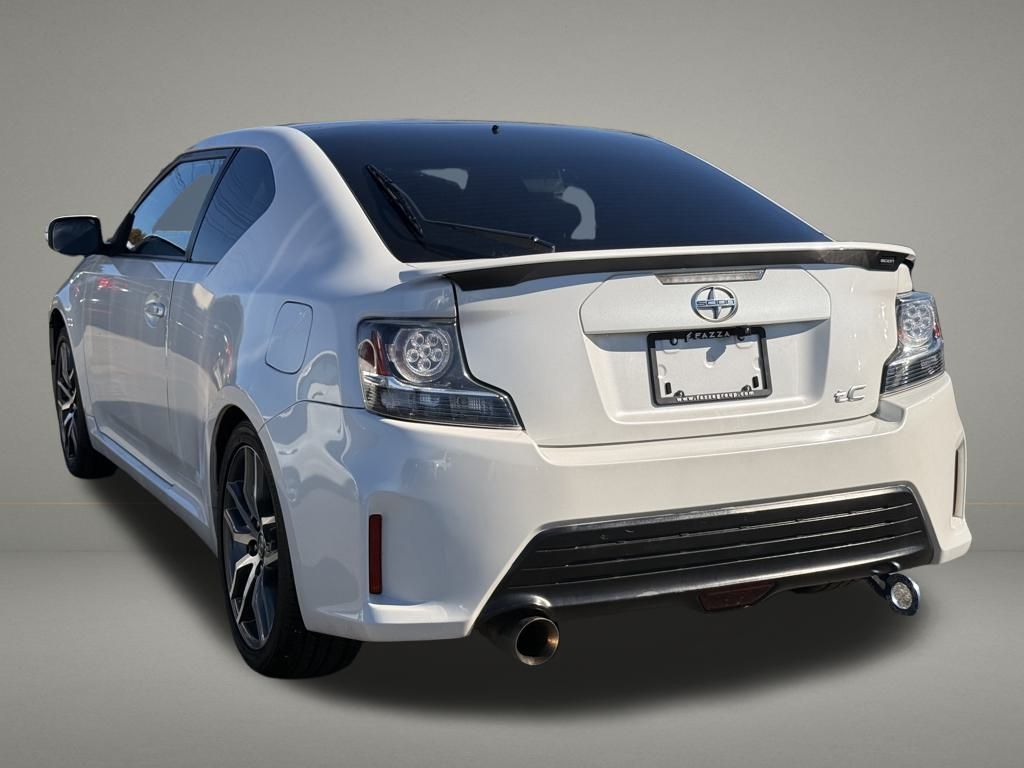 2016 Toyota tC photo 3
