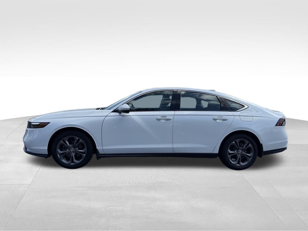 2023 Honda Accord EX photo 2